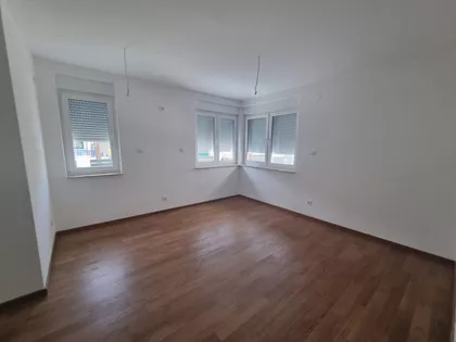 Bulevar Patrijarha Pavla (Somborski Bulevar) | 4zida.rs