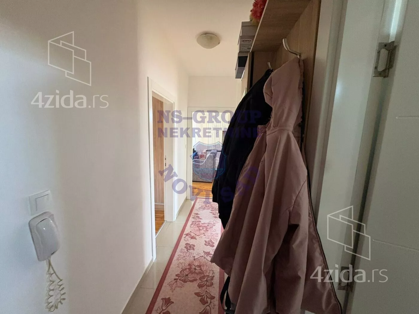 Troiposoban stan | 4zida