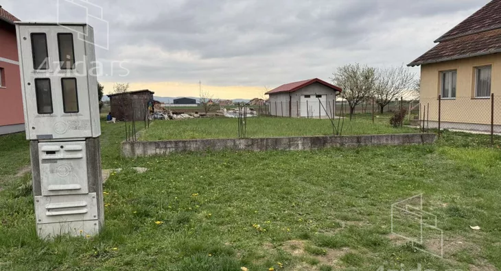 Građevinsko zemljište | 4zida