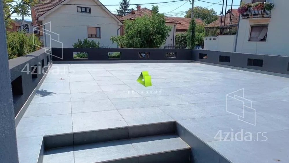 Kuća | 4zida