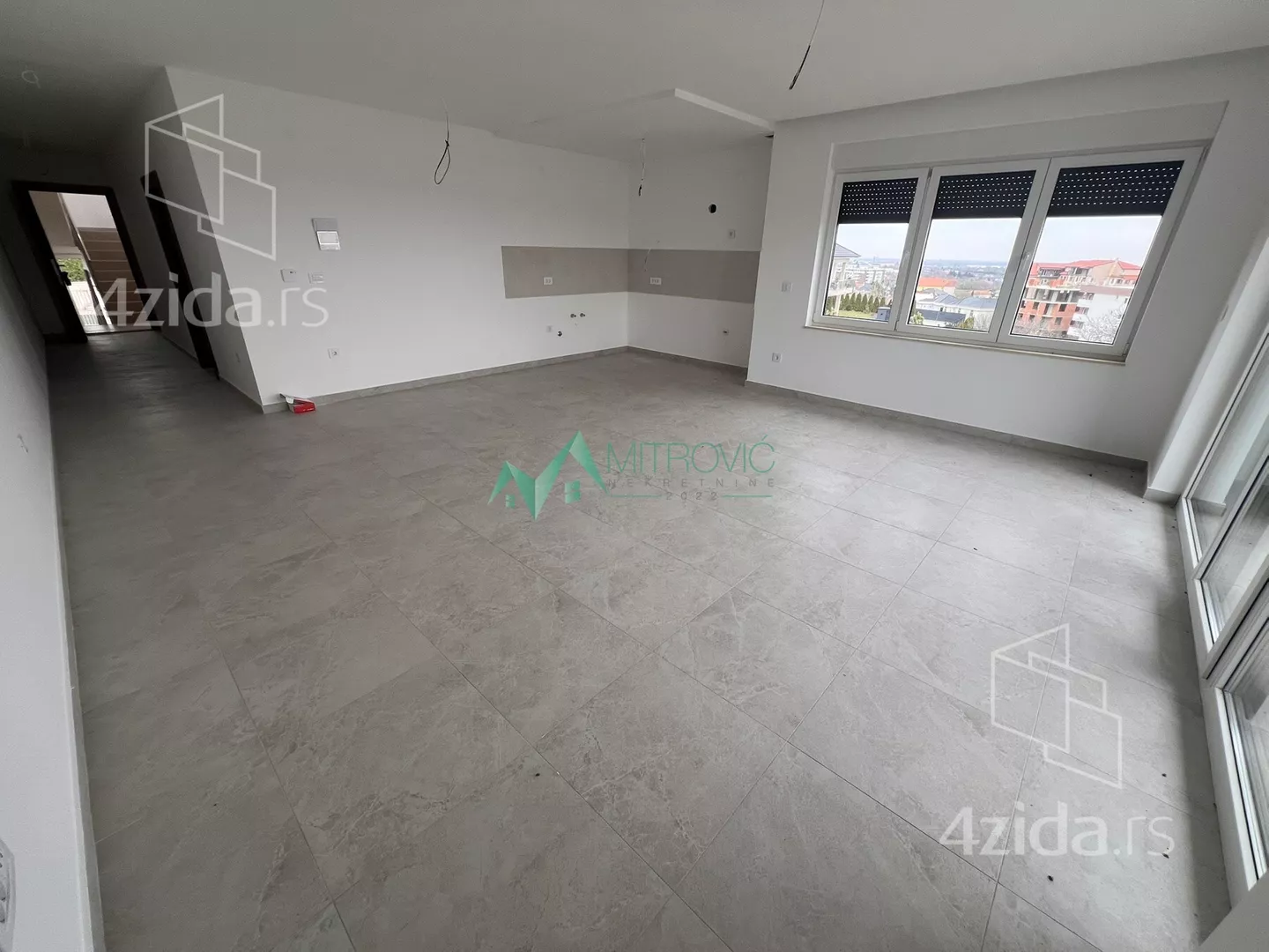 Četvorosoban stan | 4zida