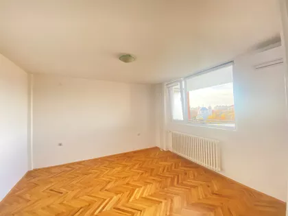 Vizantijski Bulevar 16 | 4zida.rs