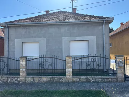 Janka Veselinovića 25 | 4zida.rs