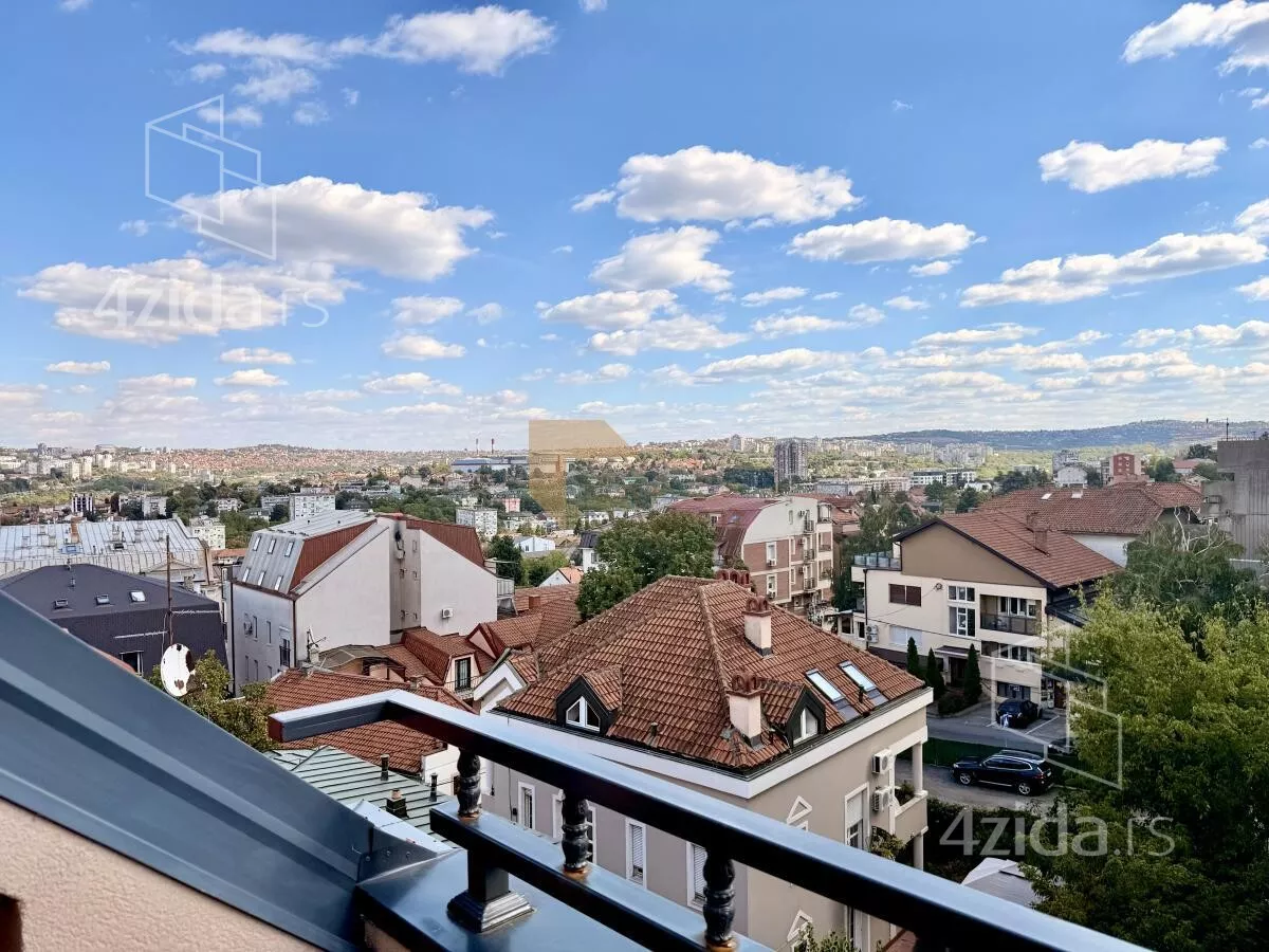 Četvoroiposoban stan | 4zida