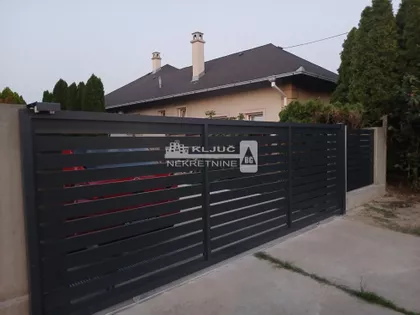 Pavla Vujisića | 4zida.rs