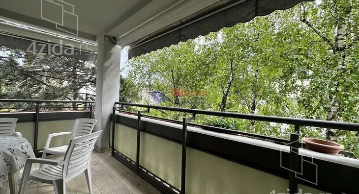 Četvoroiposoban stan | 4zida