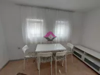Petoiposoban stan | 4zida
