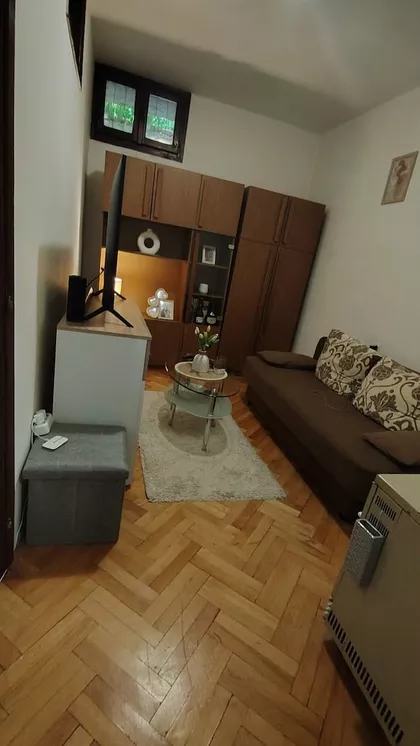 Ace Joksimovića | 4zida.rs