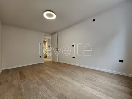 Železnička stanica | 4zida.rs