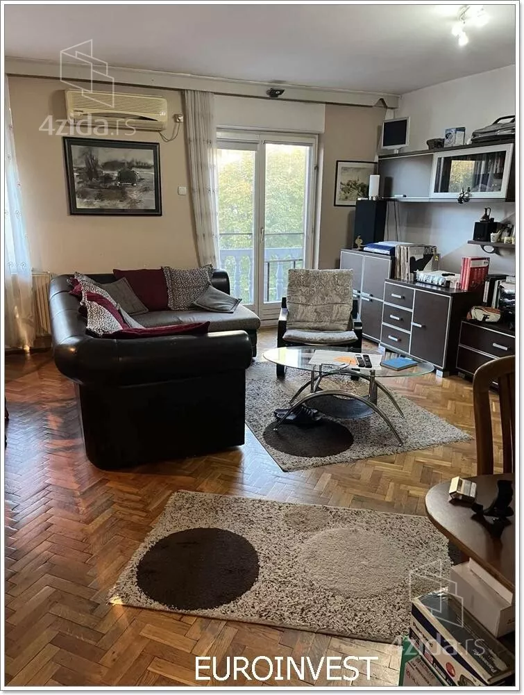 Troiposoban stan | 4zida