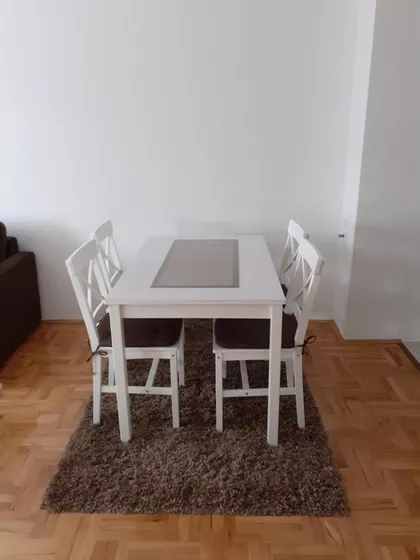 Medicinski Fakultet | 4zida.rs