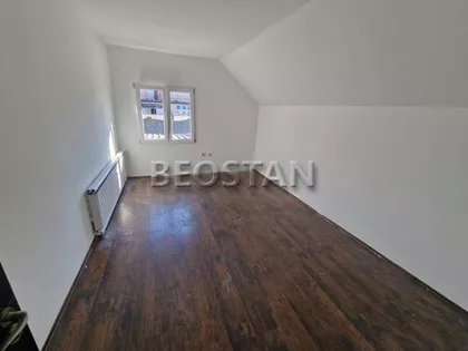 Surčinska | 4zida.rs