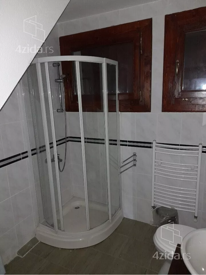 Ugostiteljski objekat | 4zida