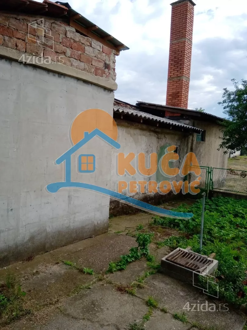 Lokal | 4zida