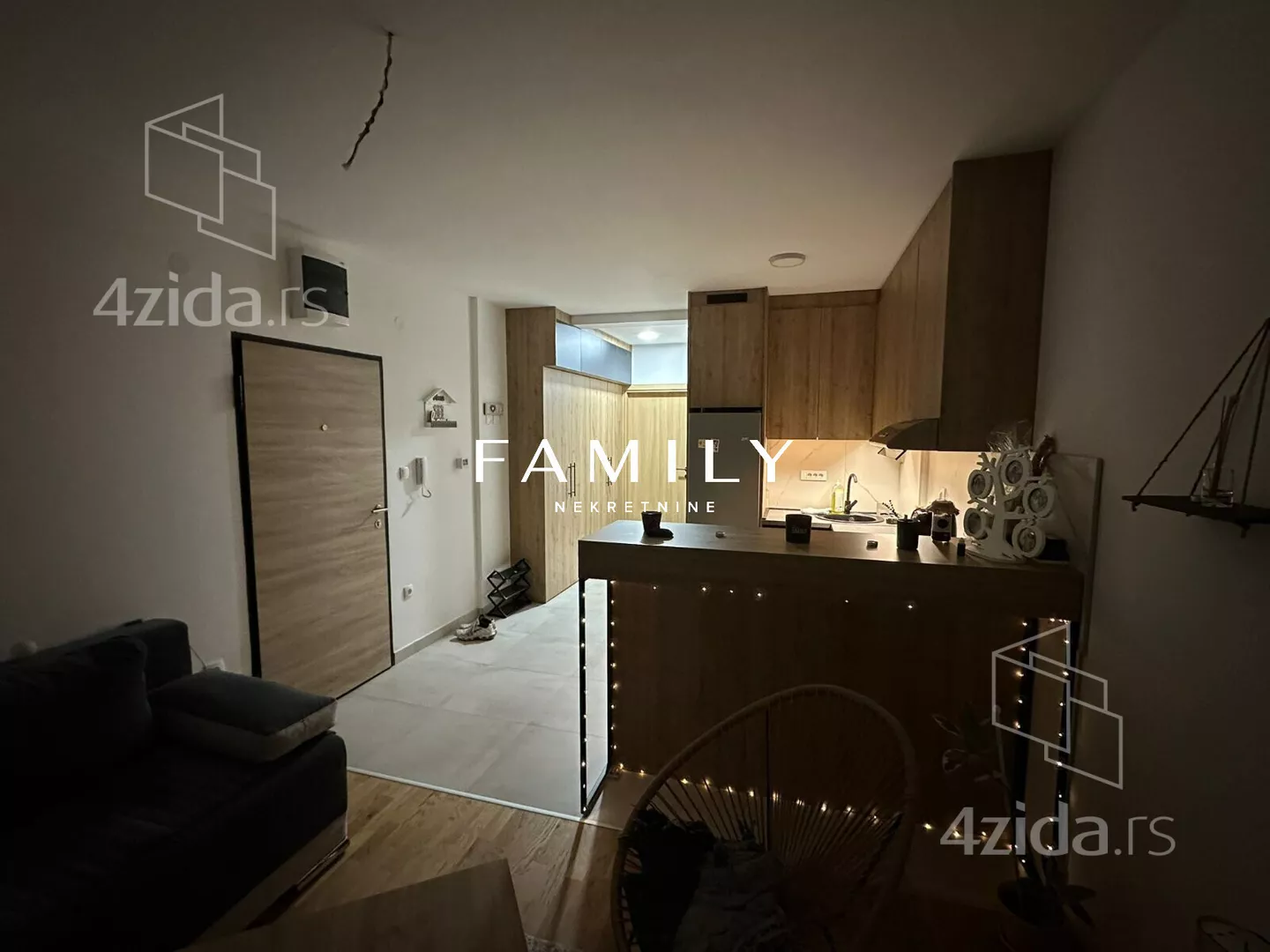 Jednoiposoban stan | 4zida