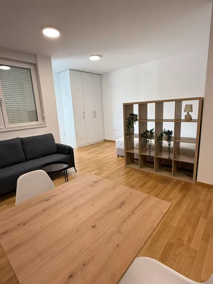 Gutenbergova 11 | 4zida.rs