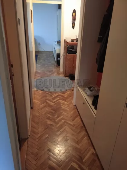 Obrenovićeva | 4zida.rs