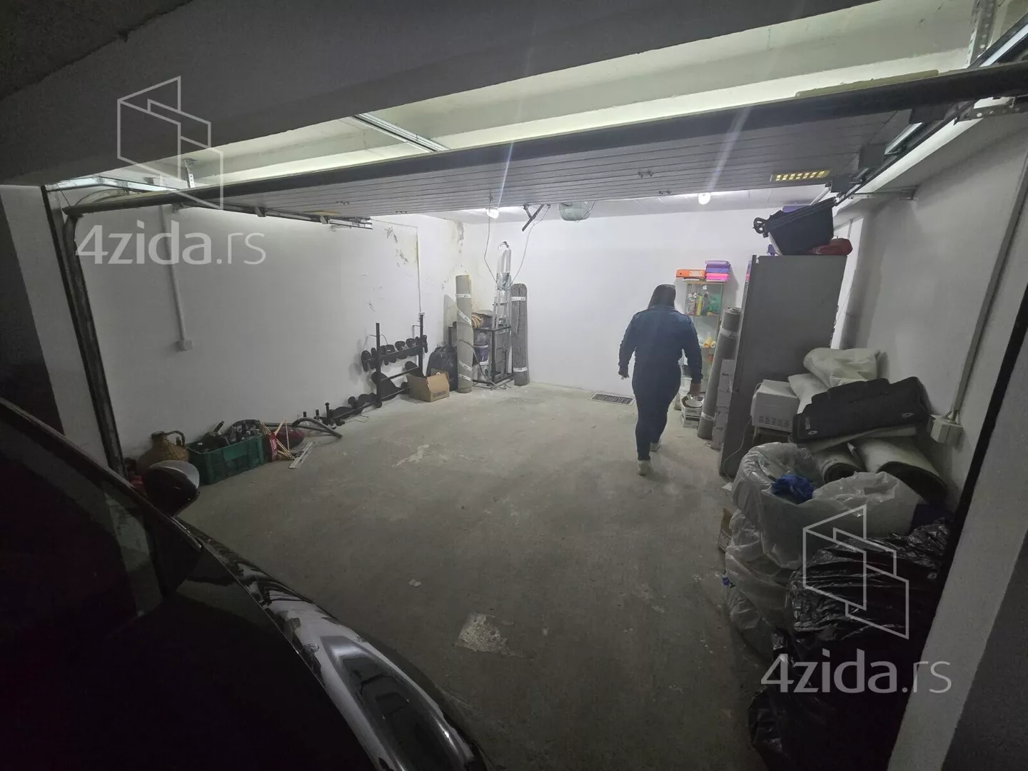 Garaža | 4zida