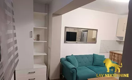 BULEVAR CARA LAZARA | 4zida.rs