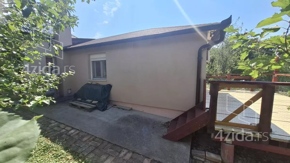 Kuća | 4zida