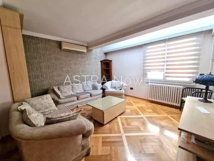 Klinički Centar | 4zida.rs