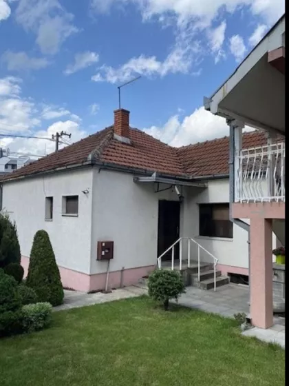 Vašarište | 4zida.rs