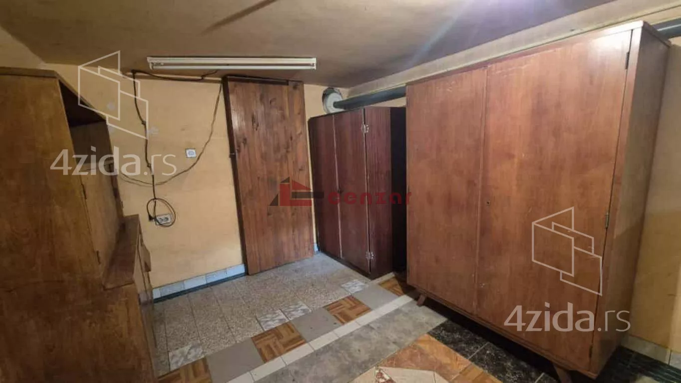 3-etažna kuća | 4zida