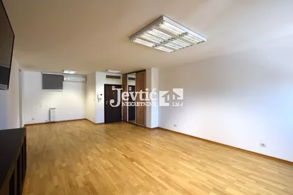 Hram Svetog Save | 4zida.rs