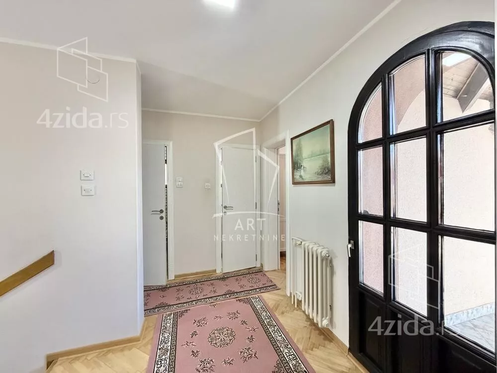 3-etažna kuća | 4zida