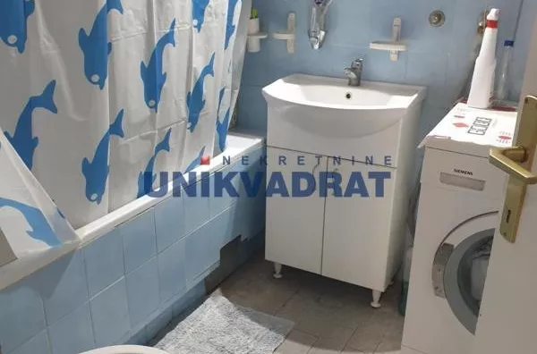 Šestosoban stan | 4zida