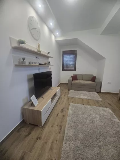 Jovanke Jeftanović | 4zida.rs