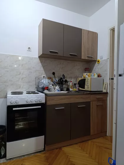 Rentgenova | 4zida.rs