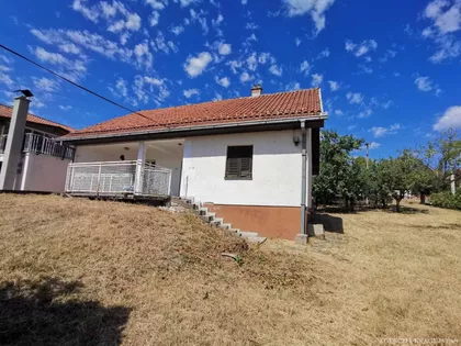 Korićani | 4zida.rs