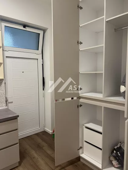 Poštanska | 4zida.rs