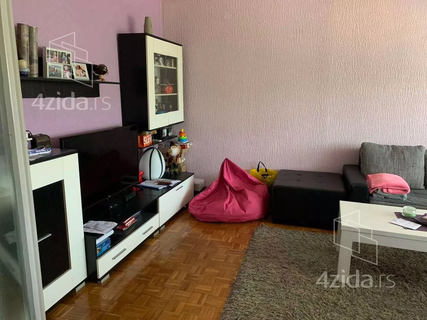 Troiposoban stan | 4zida