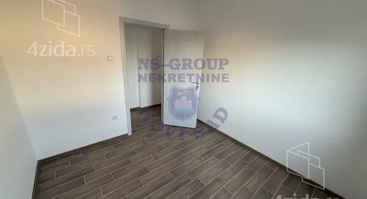 Četvoroiposoban stan | 4zida