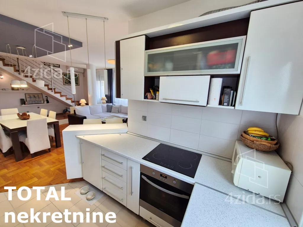 Šestosoban stan | 4zida