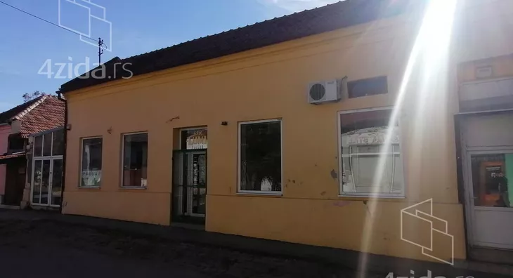 Lokal | 4zida