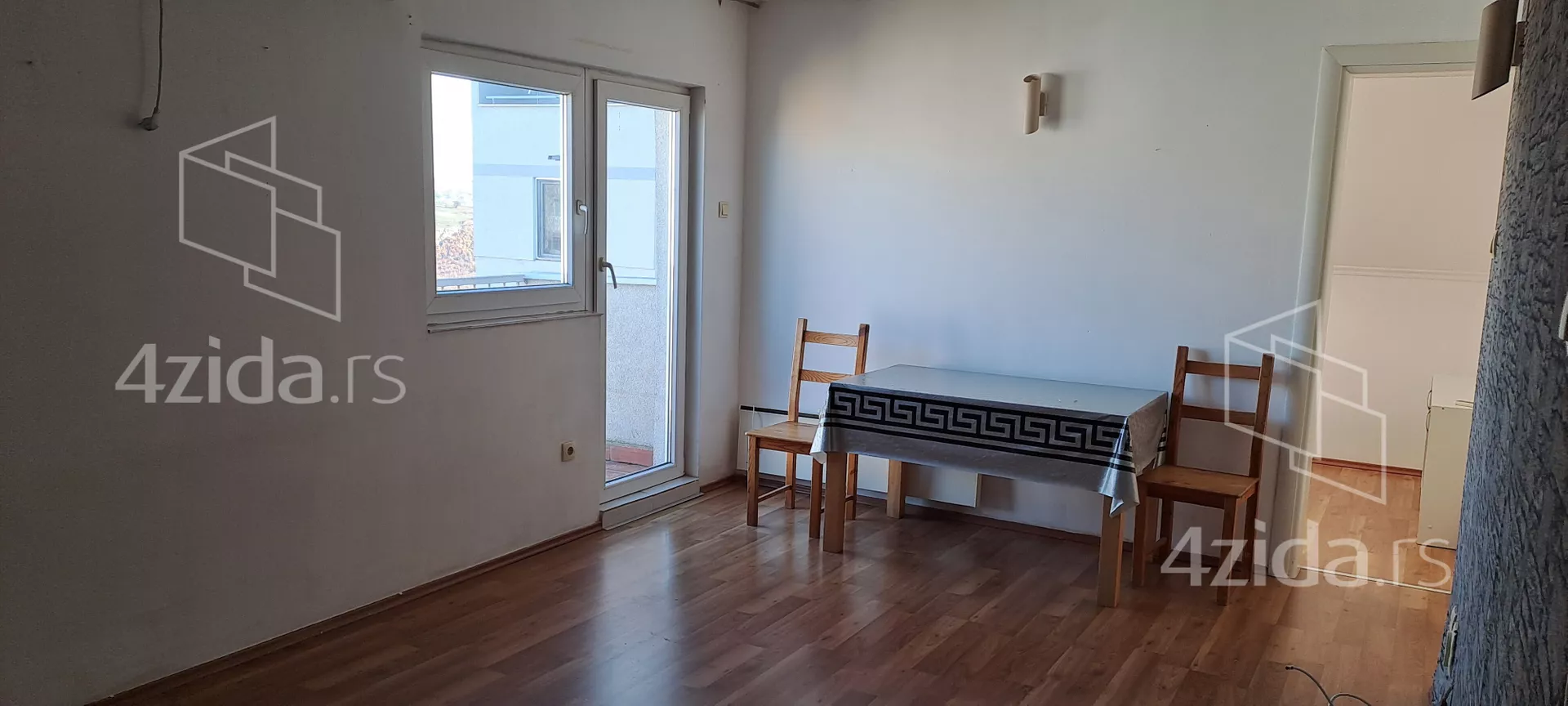 Dvoiposoban stan | 4zida