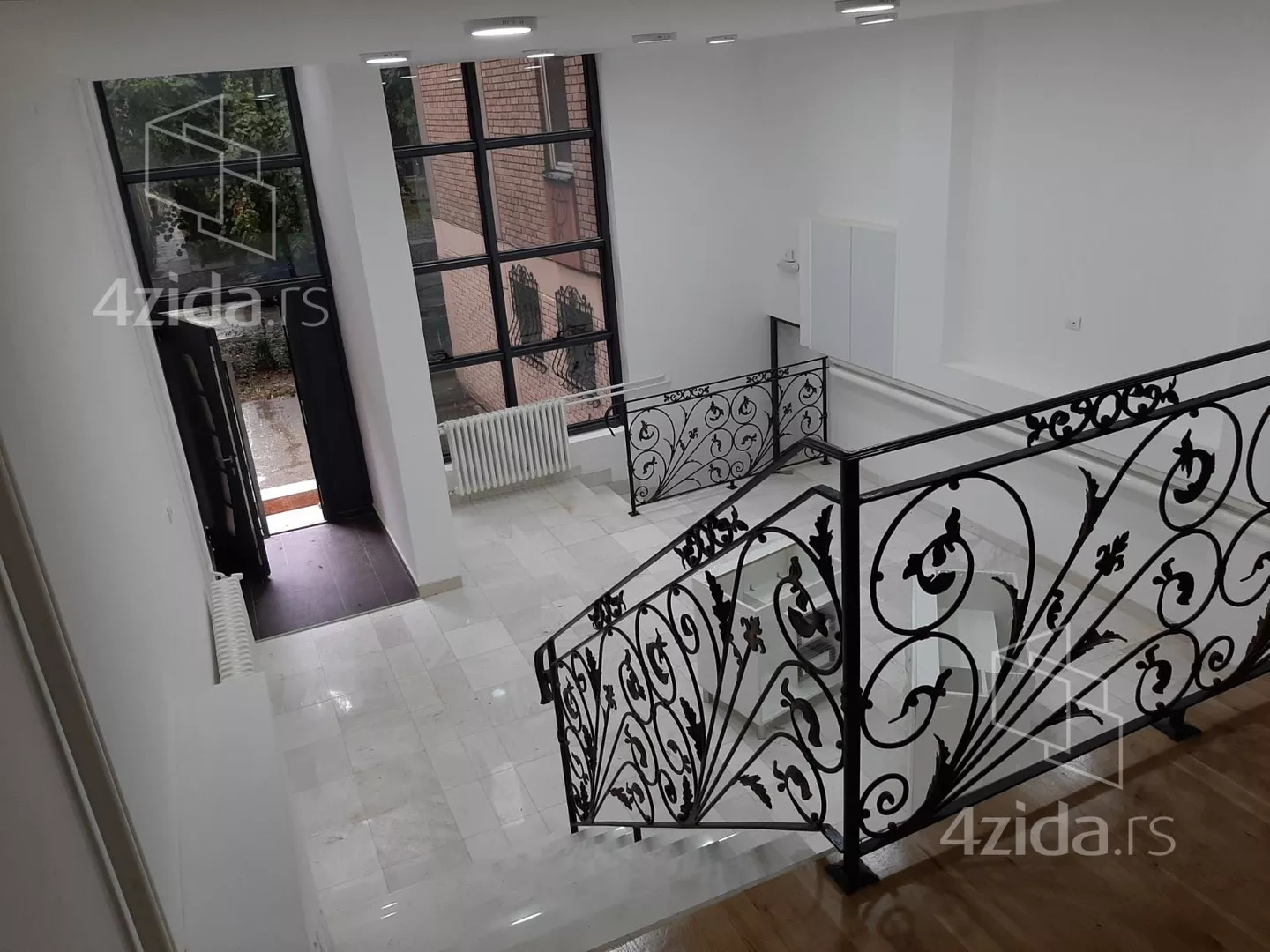 Lokal | 4zida