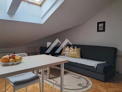 Hadži Ruvimova | 4zida.rs