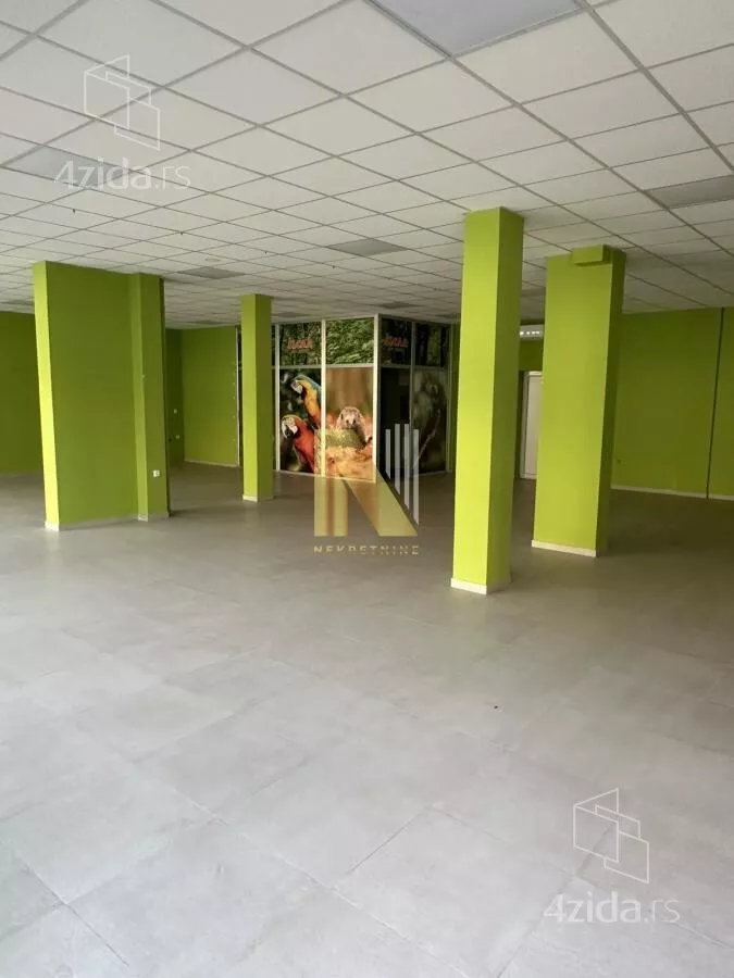 Poslovni prostor | 4zida