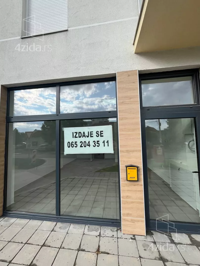 Lokal | 4zida