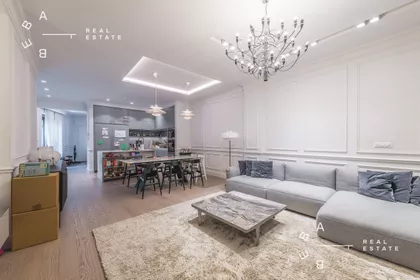 Mome Kapora | 4zida.rs