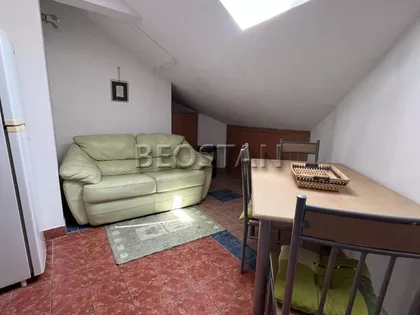 Ratka Mitrovica | 4zida.rs