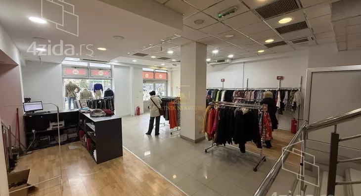 Poslovni prostor | 4zida