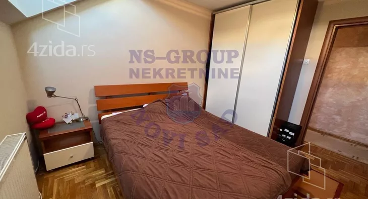 Četvoroiposoban stan | 4zida