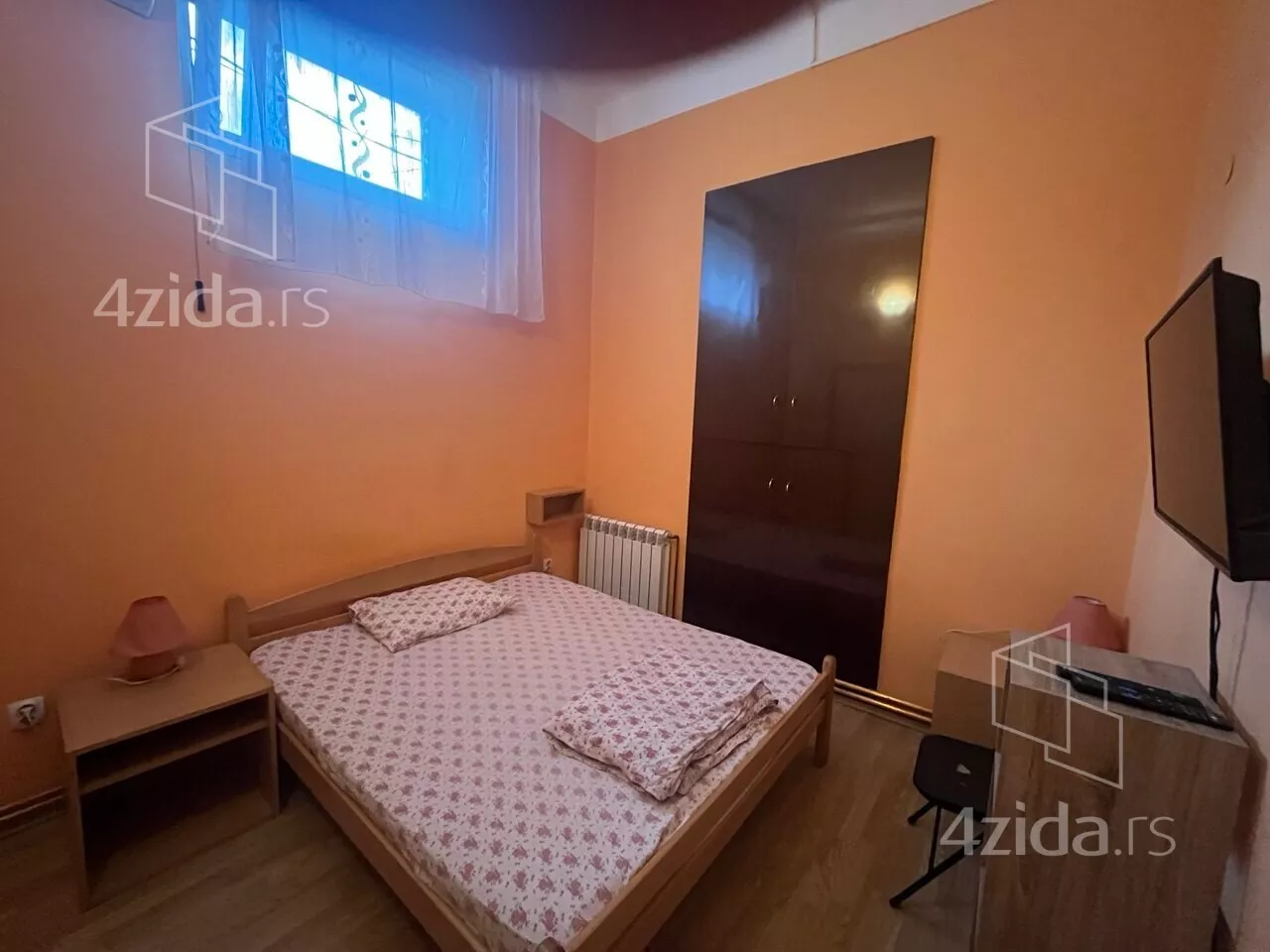 Šestosoban stan | 4zida