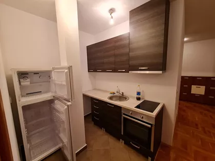 Surčinski put | 4zida.rs