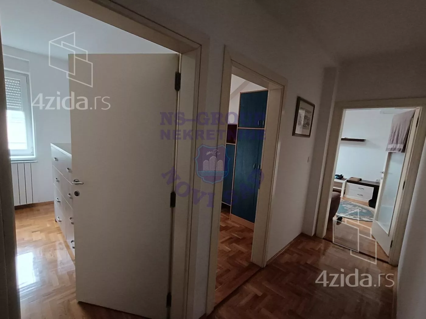 Četvoroiposoban stan | 4zida